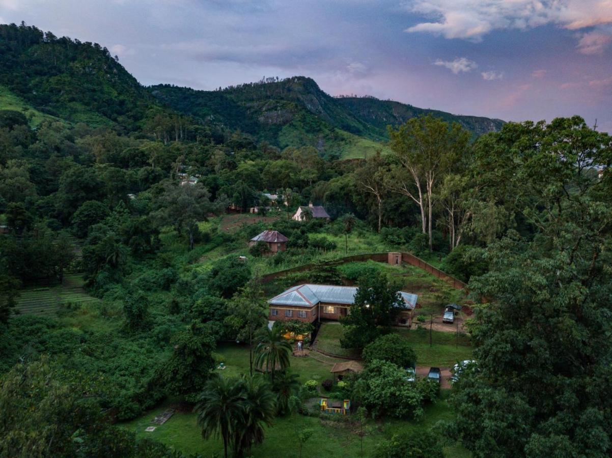 Blend Lodge And Kitchen - Pakachere Zomba Kültér fotó
