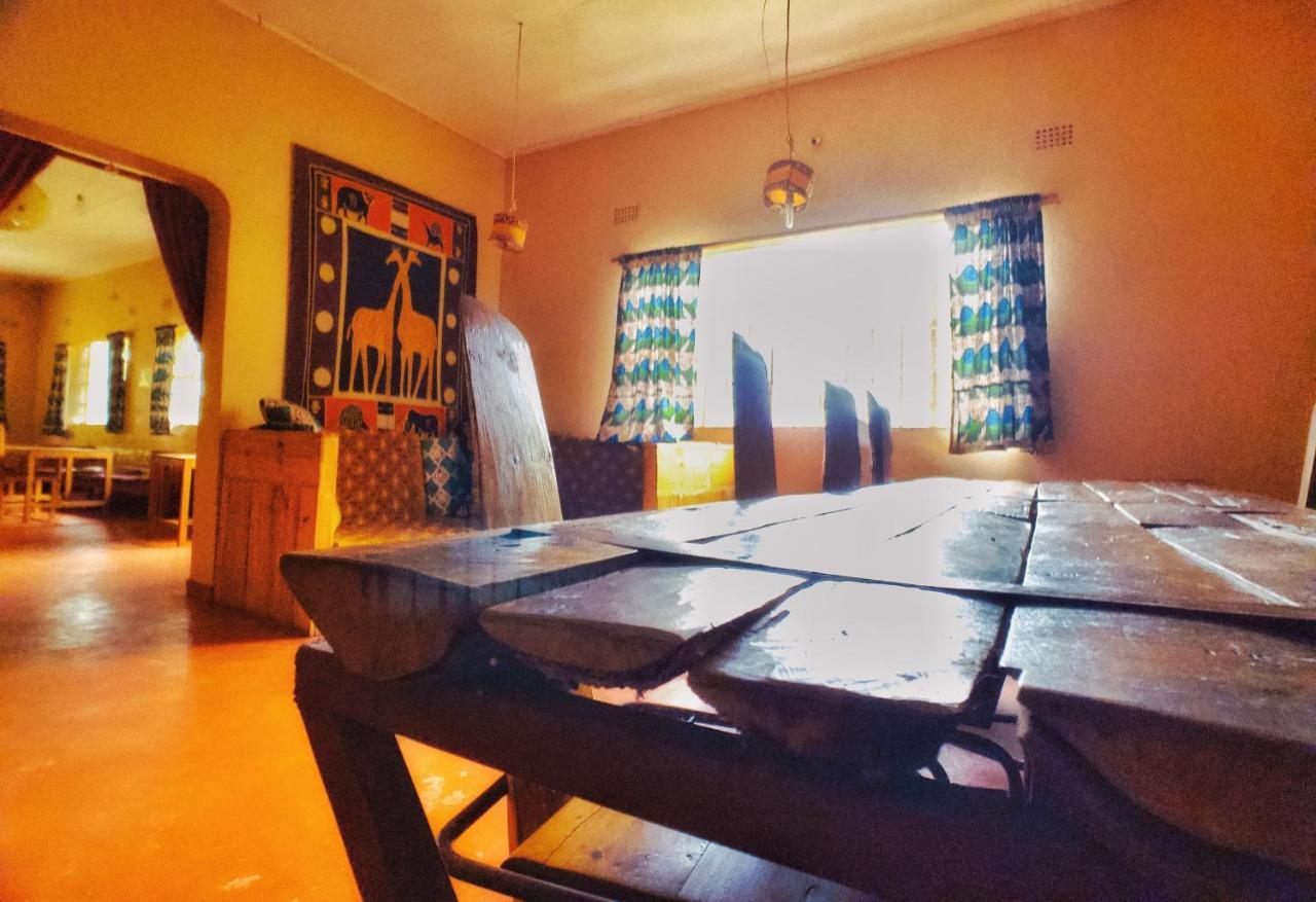 Blend Lodge And Kitchen - Pakachere Zomba Kültér fotó