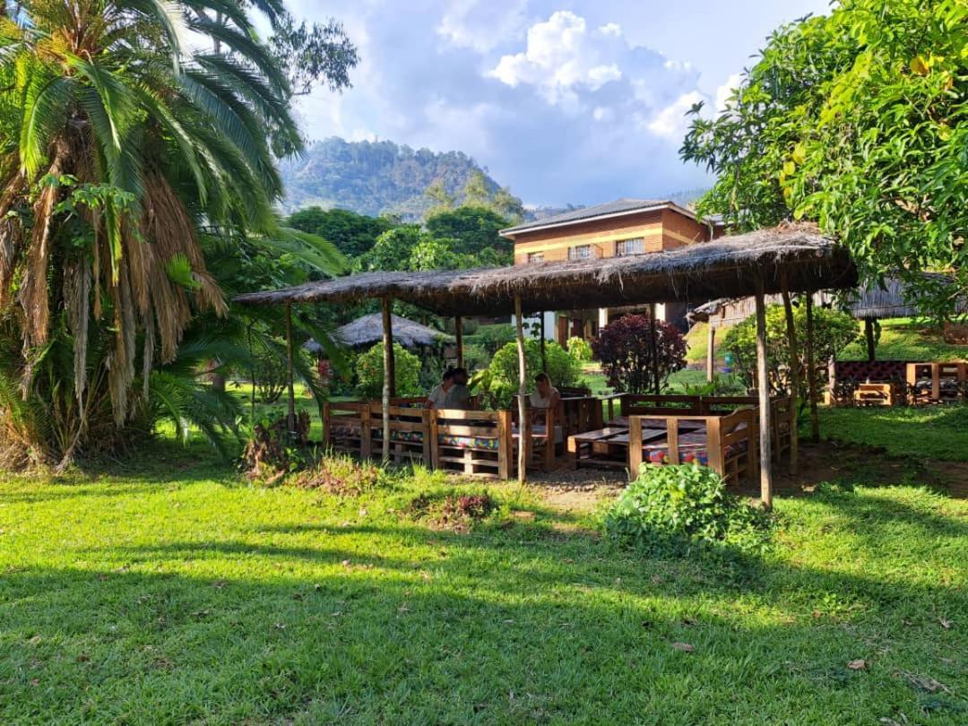 Blend Lodge And Kitchen - Pakachere Zomba Kültér fotó