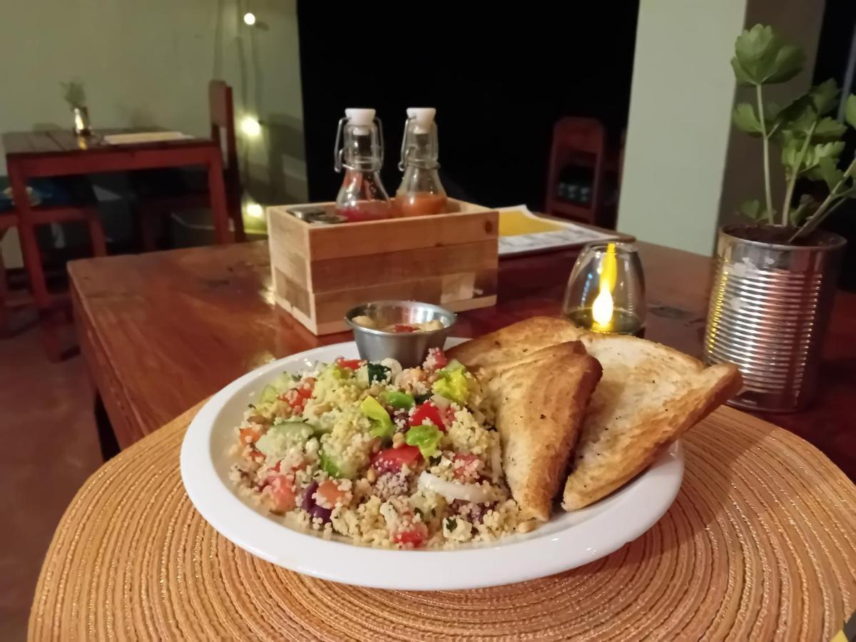 Blend Lodge And Kitchen - Pakachere Zomba Kültér fotó